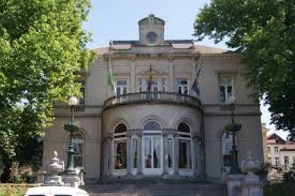Plombier à Ixelles (1050) — HydroForest Bruxelles